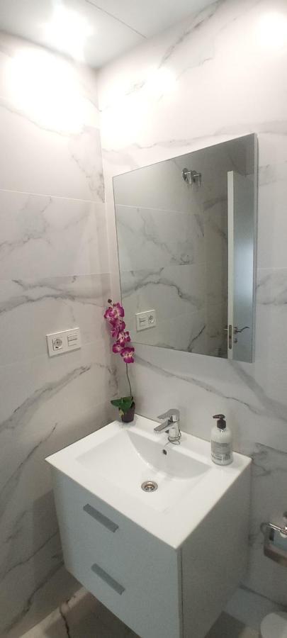 Apartamento 3 Home Suites Альмерія Екстер'єр фото